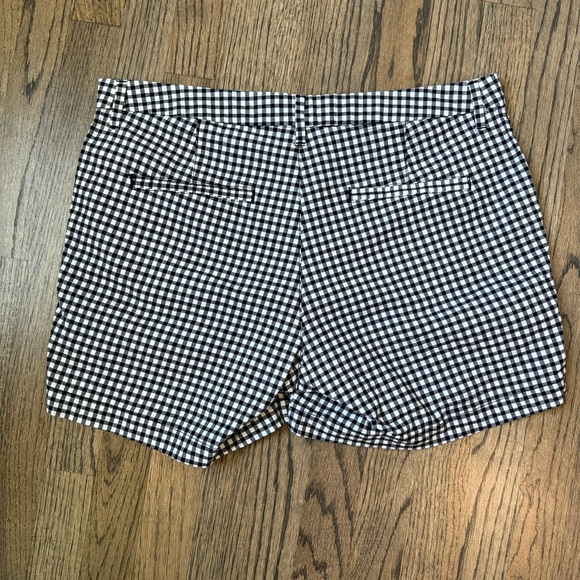 Old Navy Black and White Gingham Shorts - Picture 5 of 6